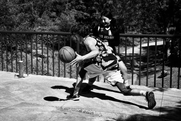 basketball guard dribbling